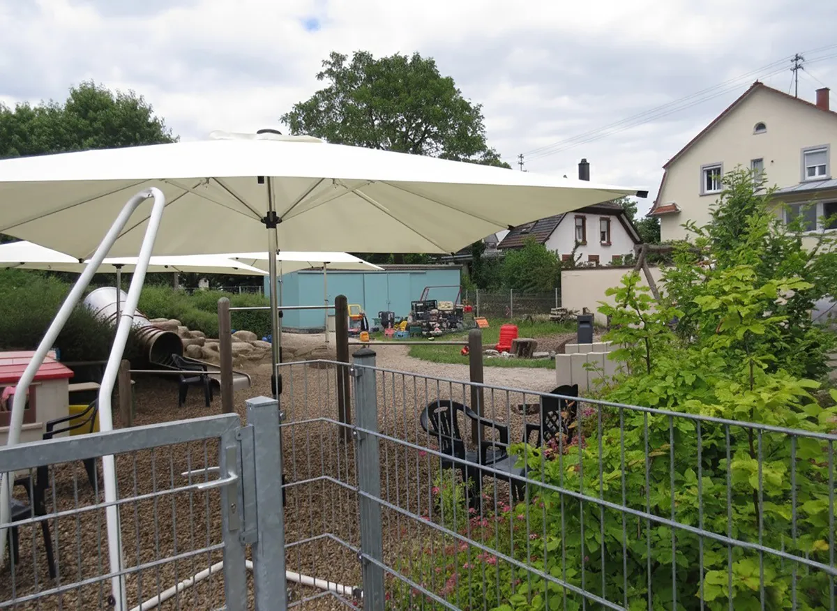 Umbau + Erweiterung Kindergarten + Wohnheim