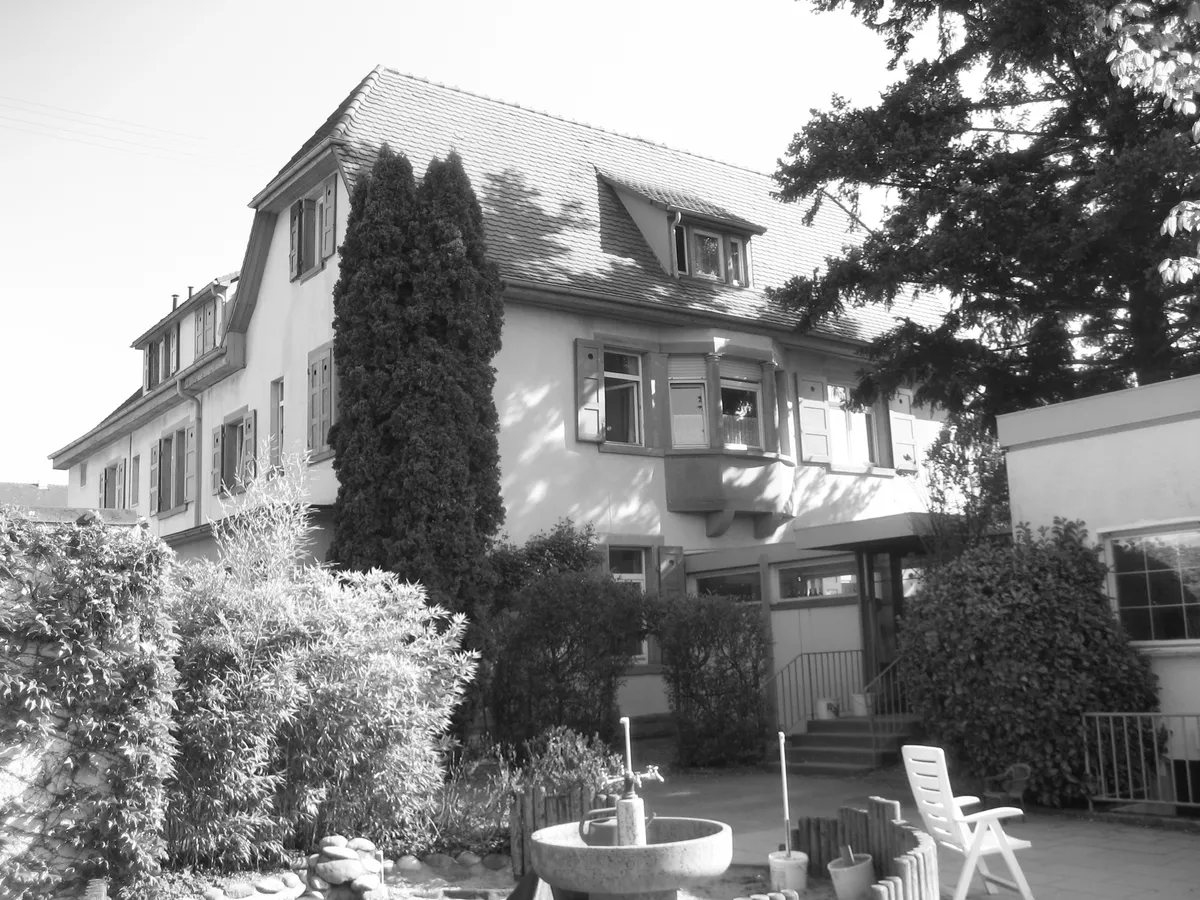 Umbau + Erweiterung Kindergarten + Wohnheim